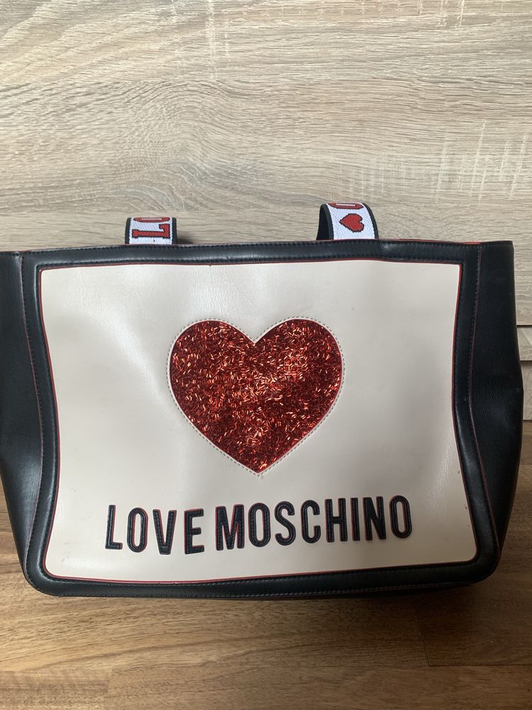 Torebka love moschino schopper unikat tanio