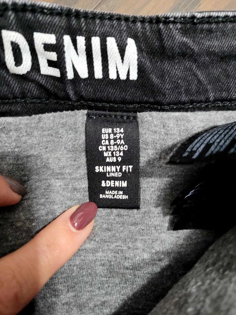 H&M jeansy czarne ocieplane rozm. 134