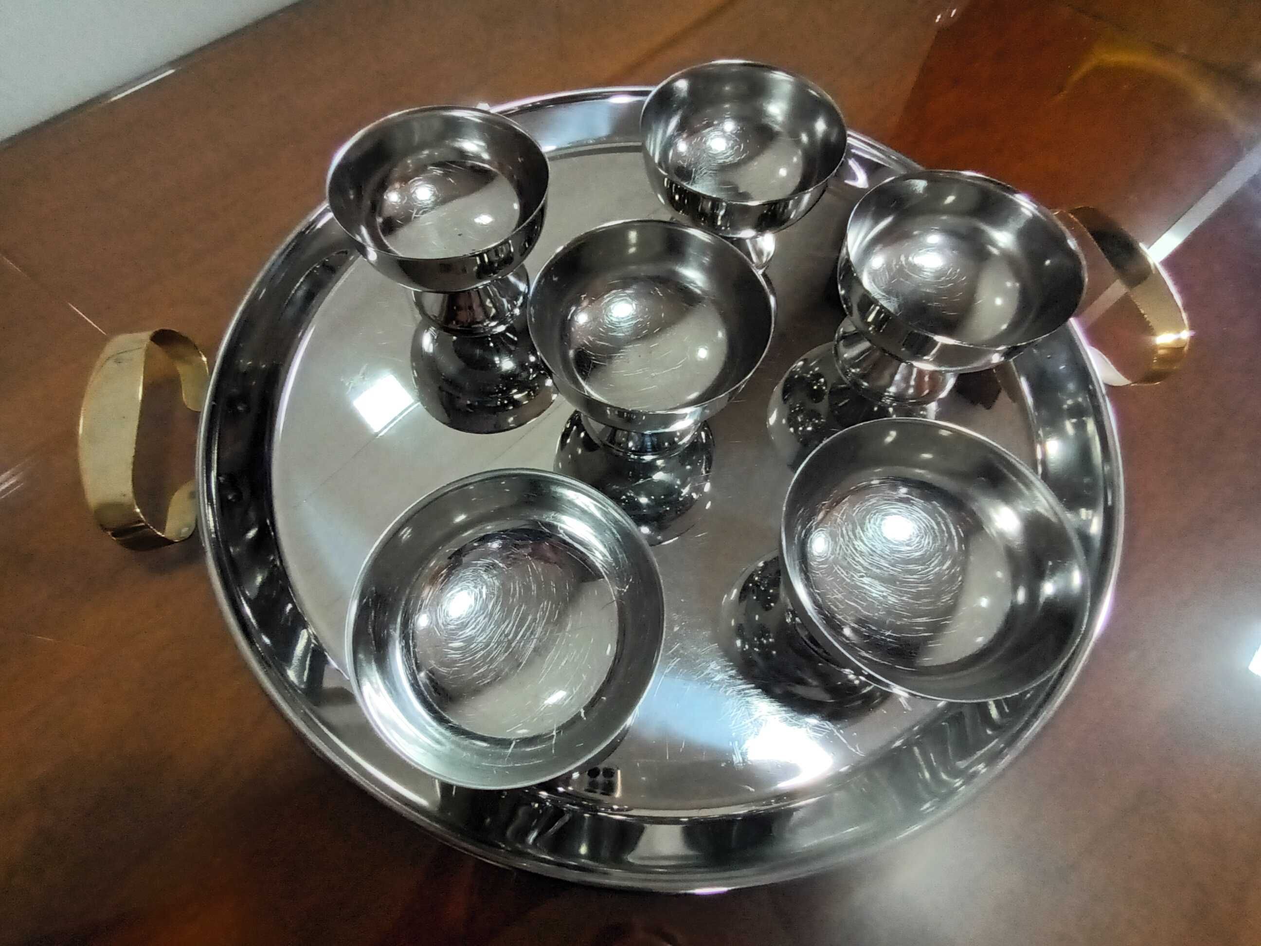 Taças sobremesa inox com tabuleiro