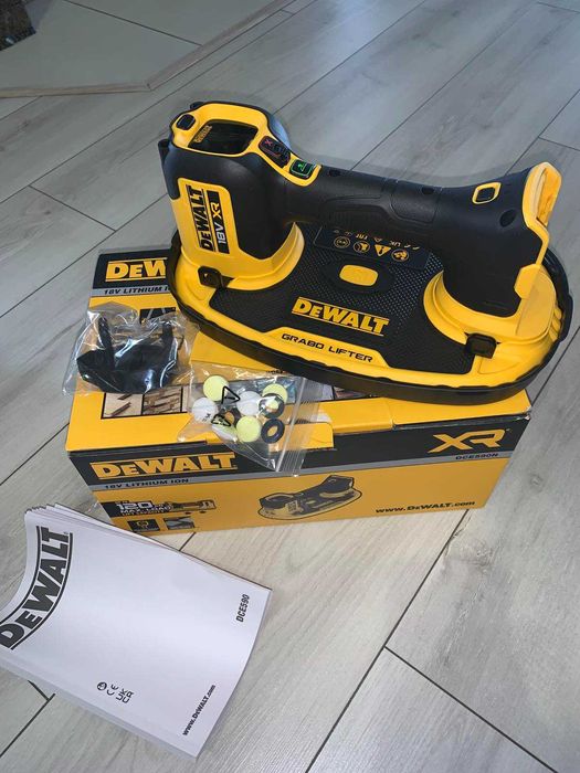 Dewalt інструмент
