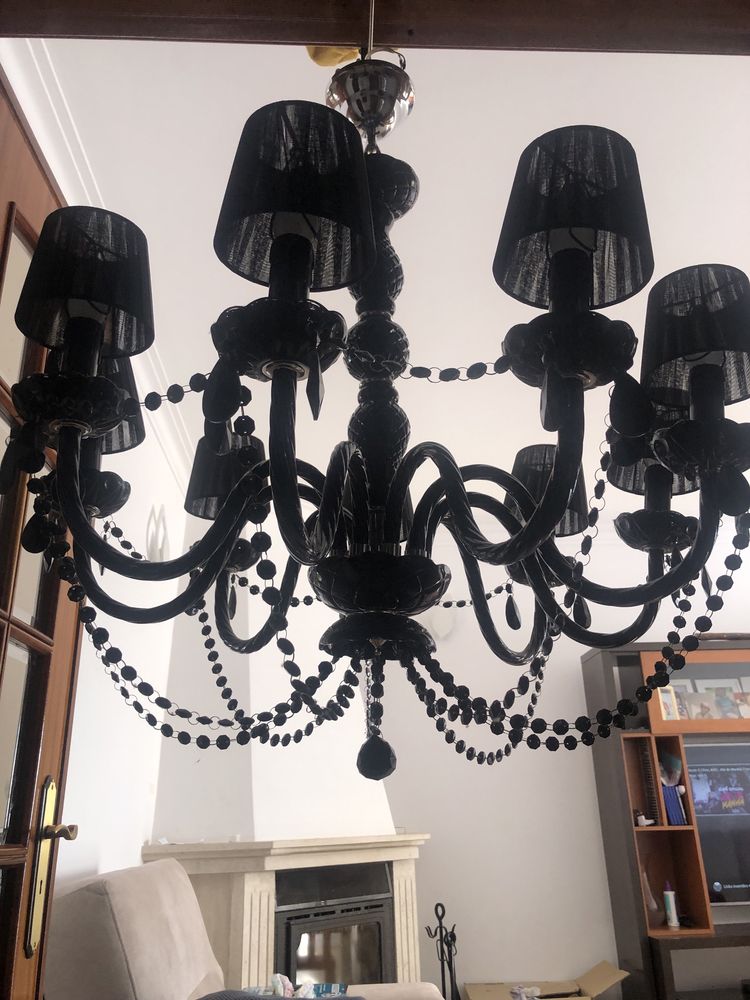 Vendo lustre preto de vidro