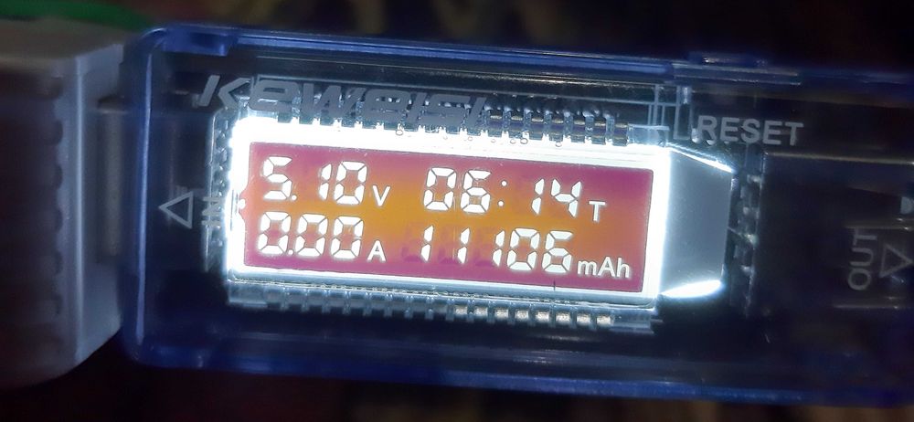 Power Bank на честных 11000 mAh!