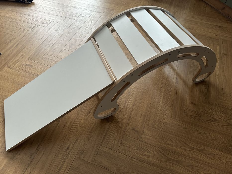 Bujak z zjezdzalnia i wspinaczka