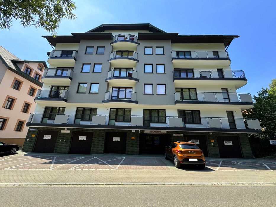 Apartamenty Krynica Centrum Ferie Zima wolne pokoje kuchnia winda stok