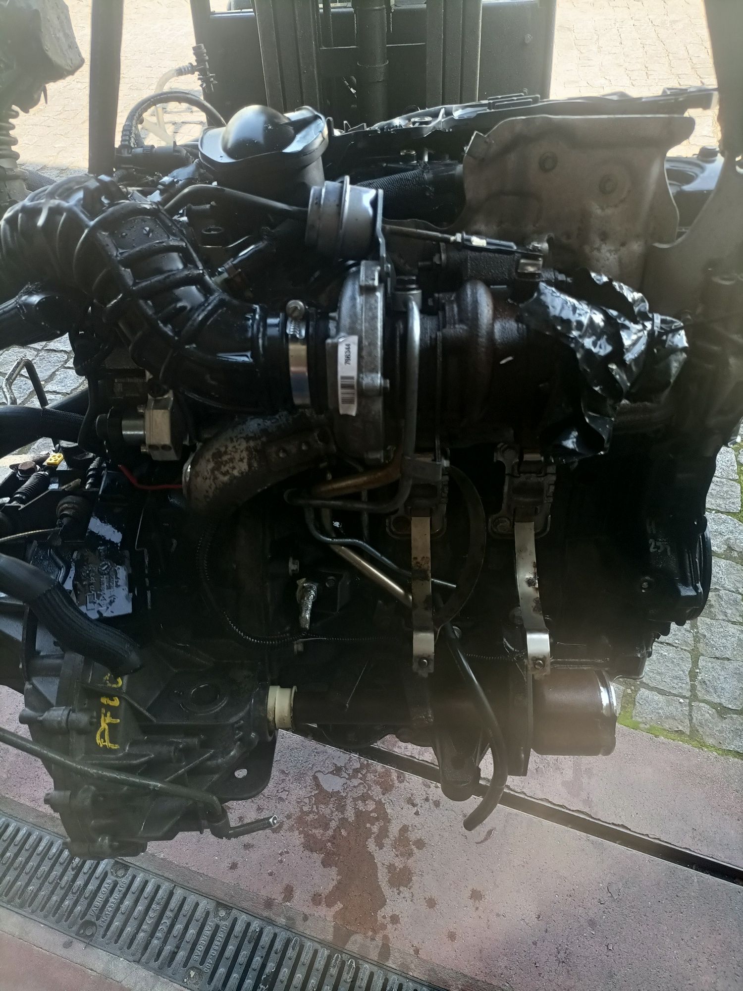 Motor Renault trafic mre9 780