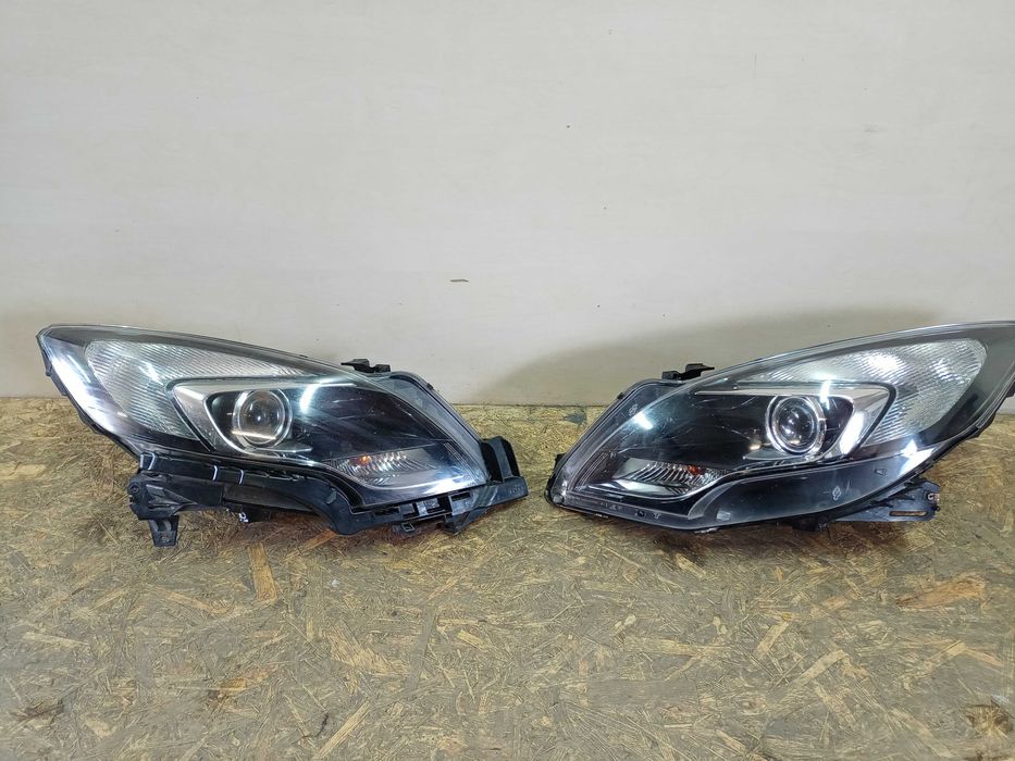 Opel Zafira C 3 lampa prawa lewa przód przednia oryginał Angliki