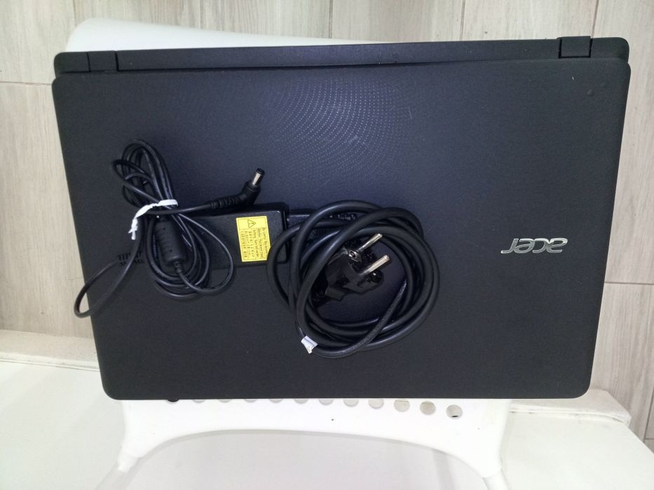 Acer Aspire ES 15 - i5-7200U - 8GB - SSD 256GB