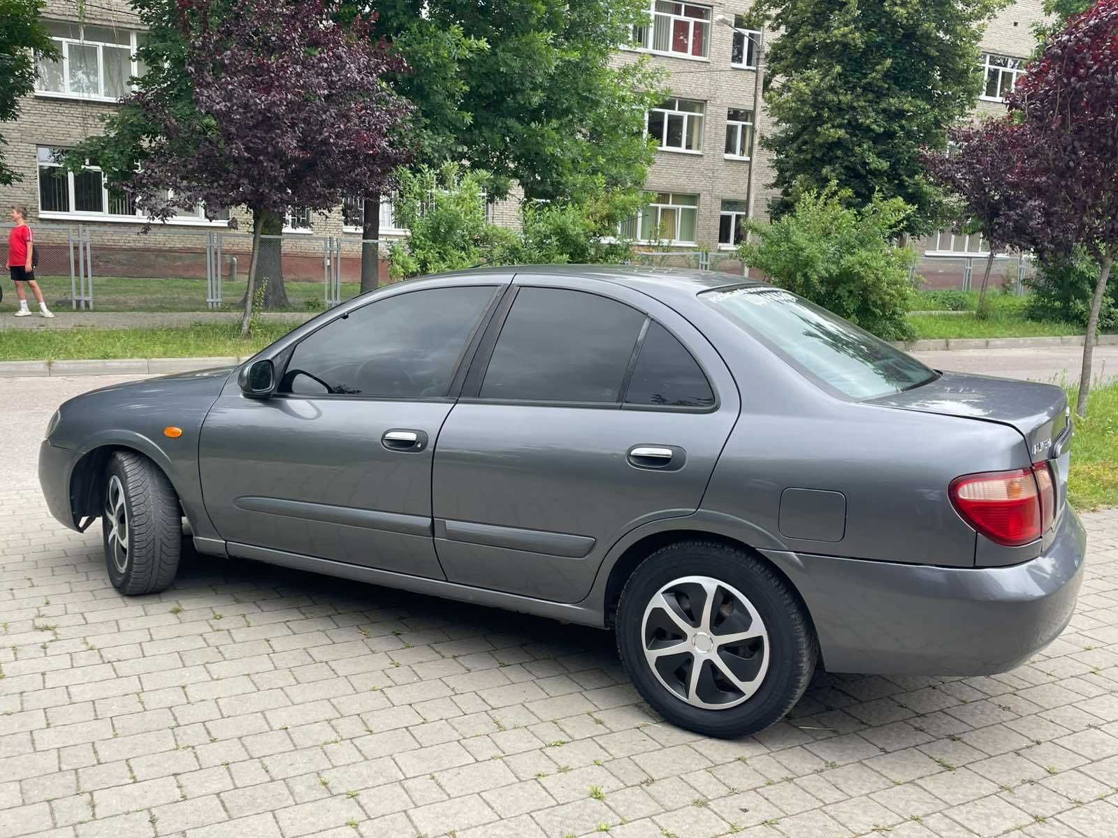 Продам авто ніссан