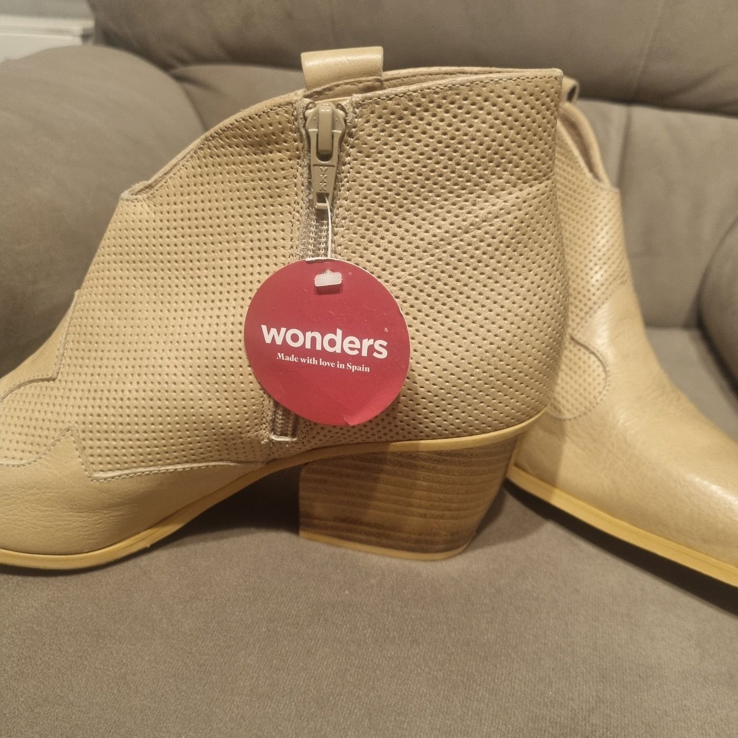 Botki damskie WONDERS r.40 skóra