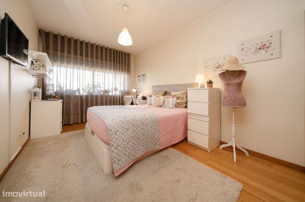 Apartamento T3 com 160 m2 em S. Victor!