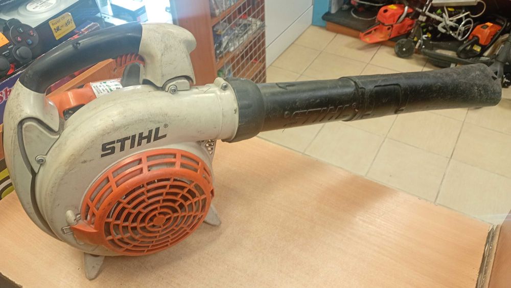 Spalinowa dmuchawa do liści STIHL BG 86/C -Komis MADEJ Dębica