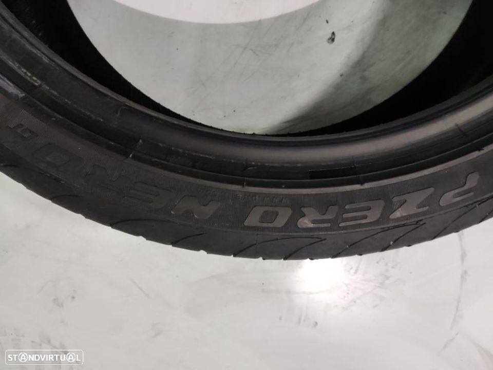 2 pneus semi novos 225-40r18 pirelli - oferta dos portes 130 EUROS