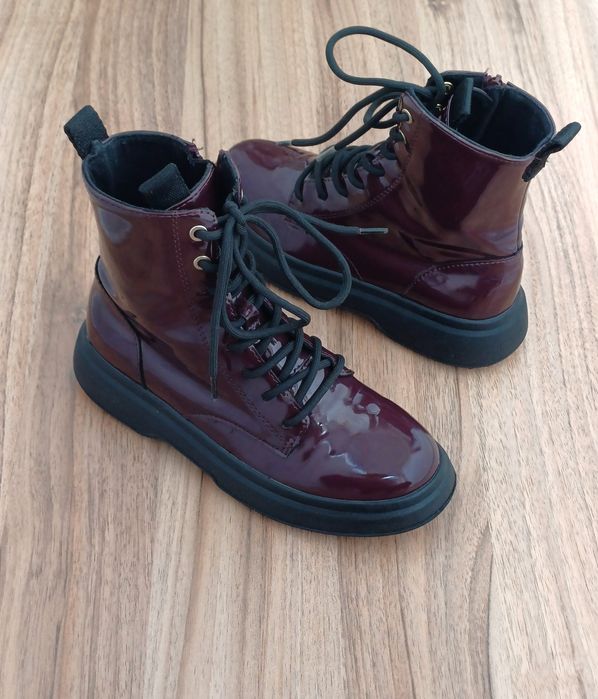 ZARA демі черевики лакові ботинки чоботи на дівчинку 32-33р