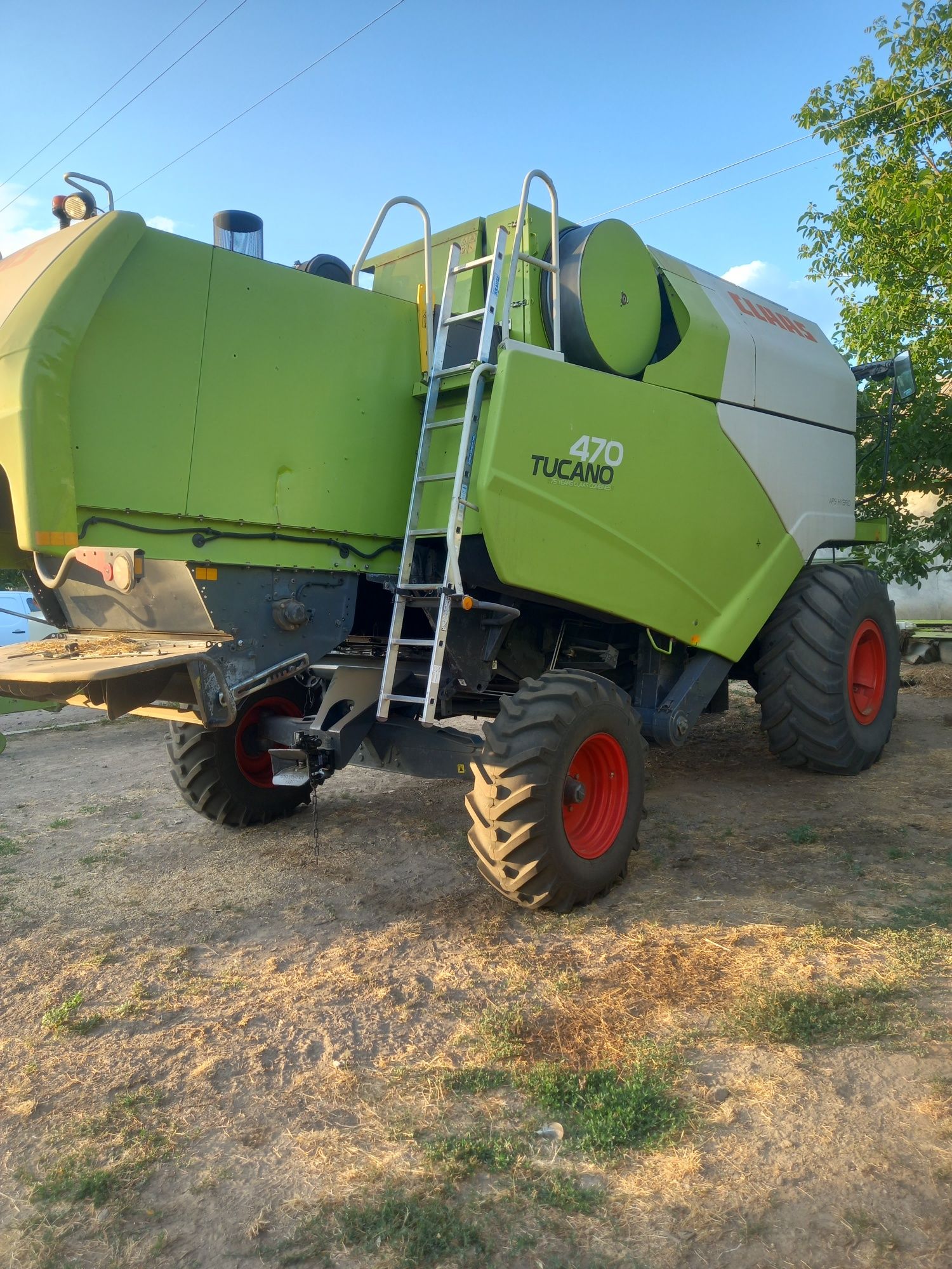 Claas tucano 470 жниварка с 750 візок 2012 рік
