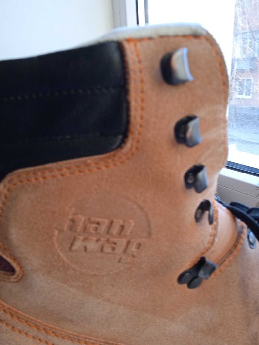 трекинговые ботинки