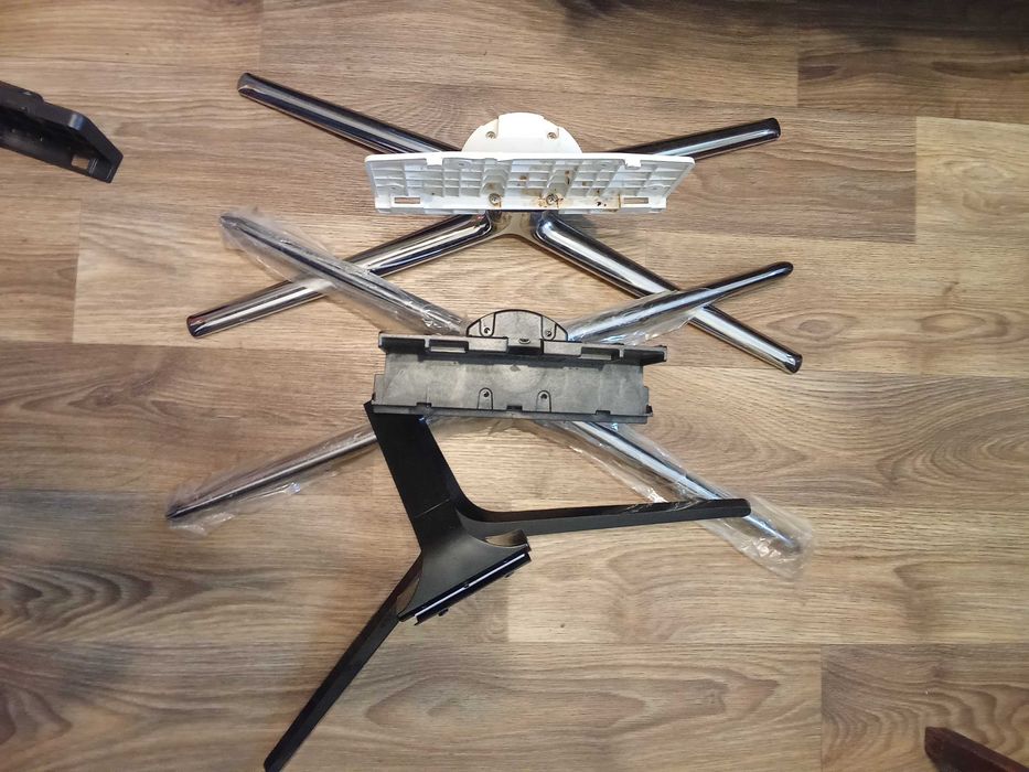 Подставки от телевизоров разных моделей(LG.Samsung. и др)