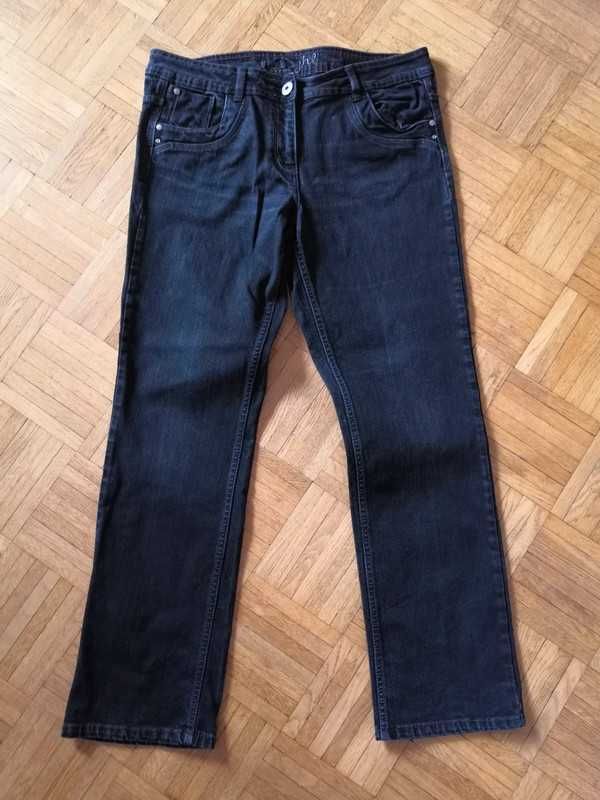 Ciemne proste jeansy spodnie jeansowe
