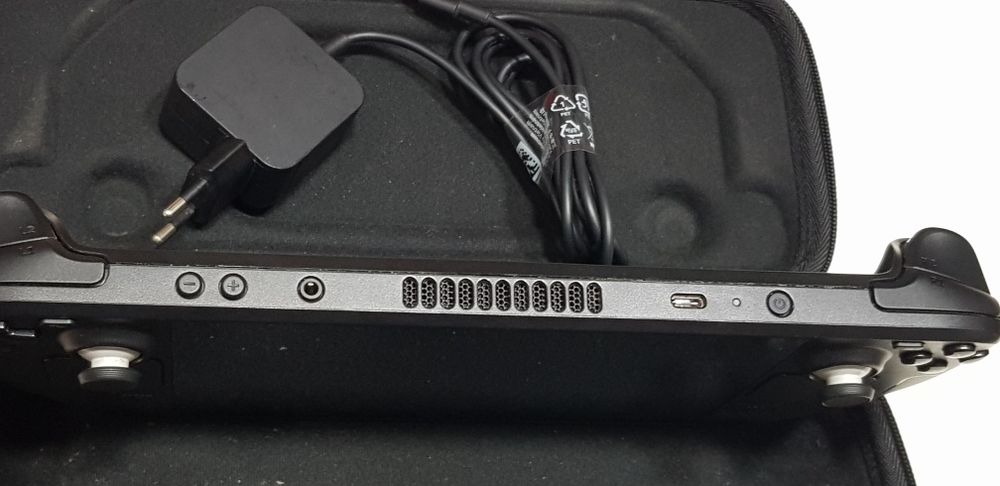 Приставка Valve Steam Deck 1010 "256gb"
