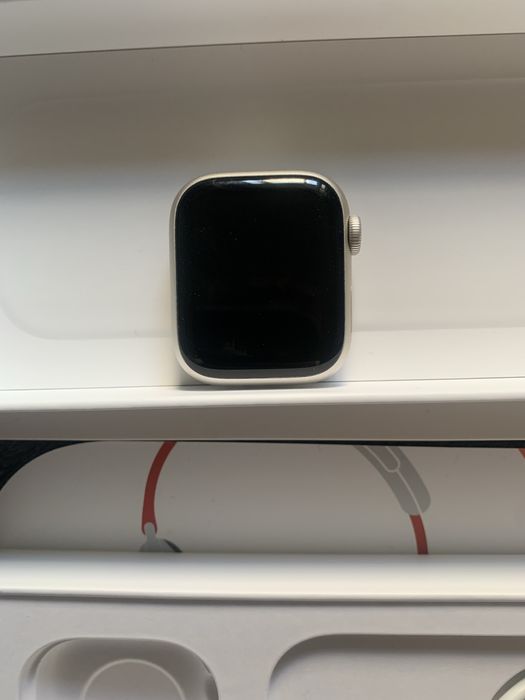Apple Watch Series 7 41mm Starlight