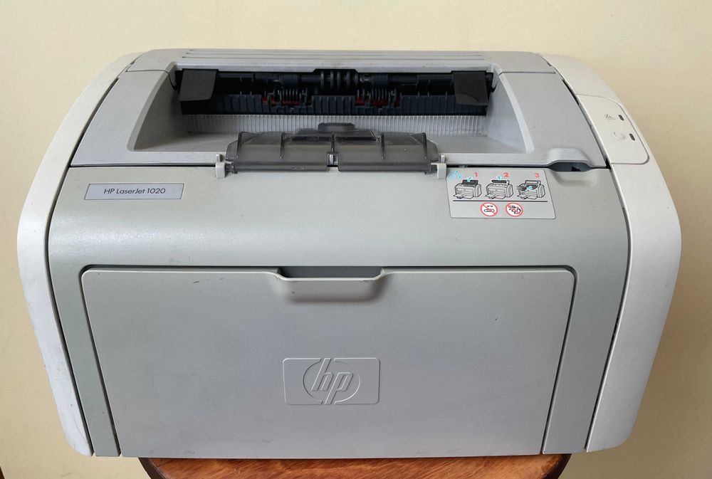 Лазерний принтер HP LaserJet 1020