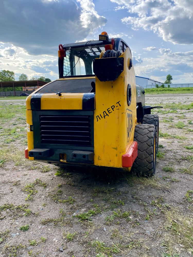 JCB -180 Универсальный Погрущик-Экскаватор