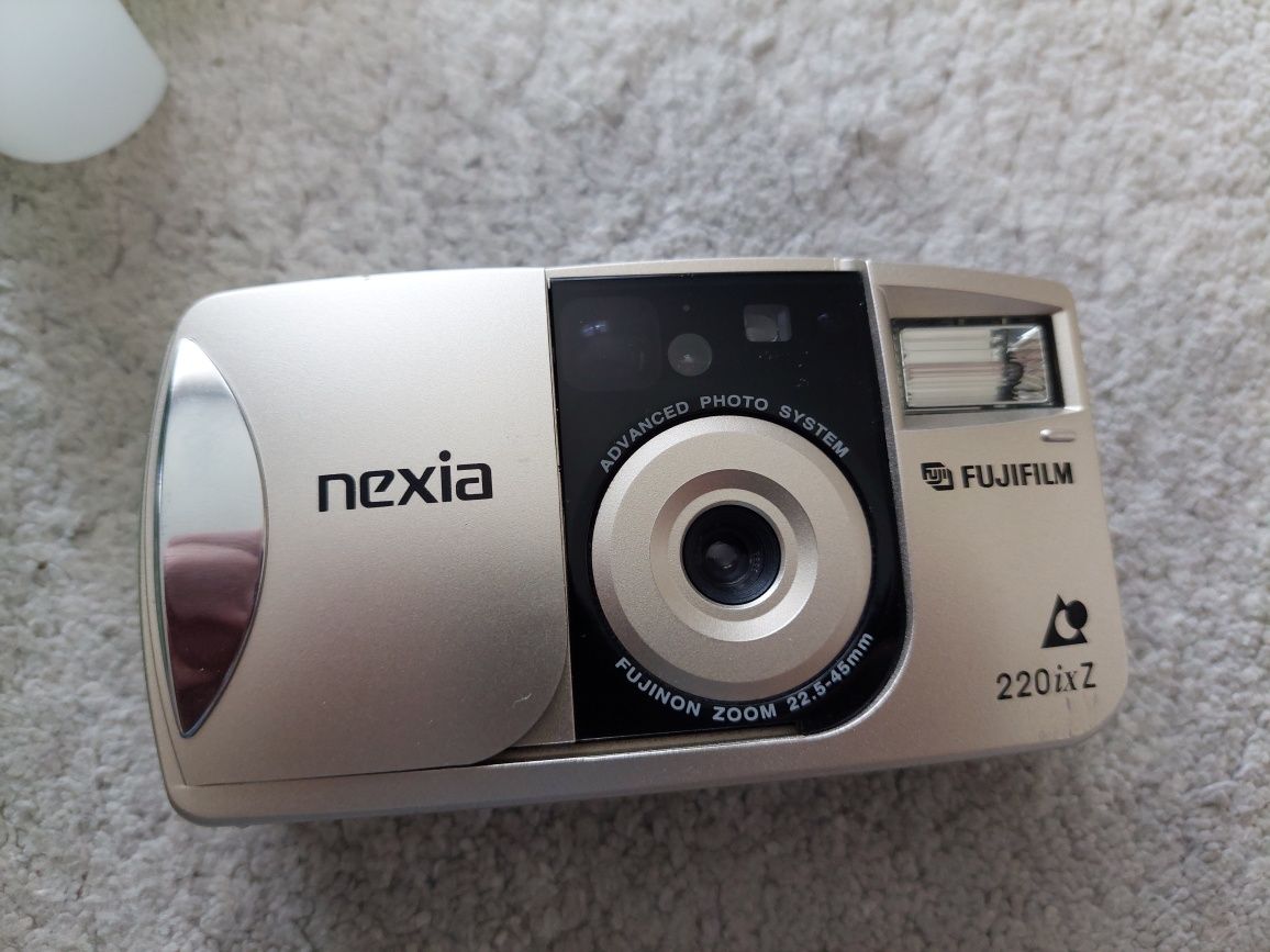 Aparat fujifilm nexia 220 ixz