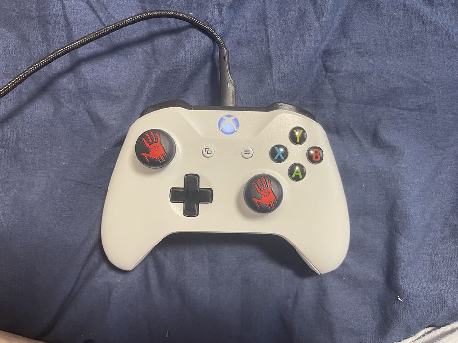 приставка Xbox one Х 1 tb