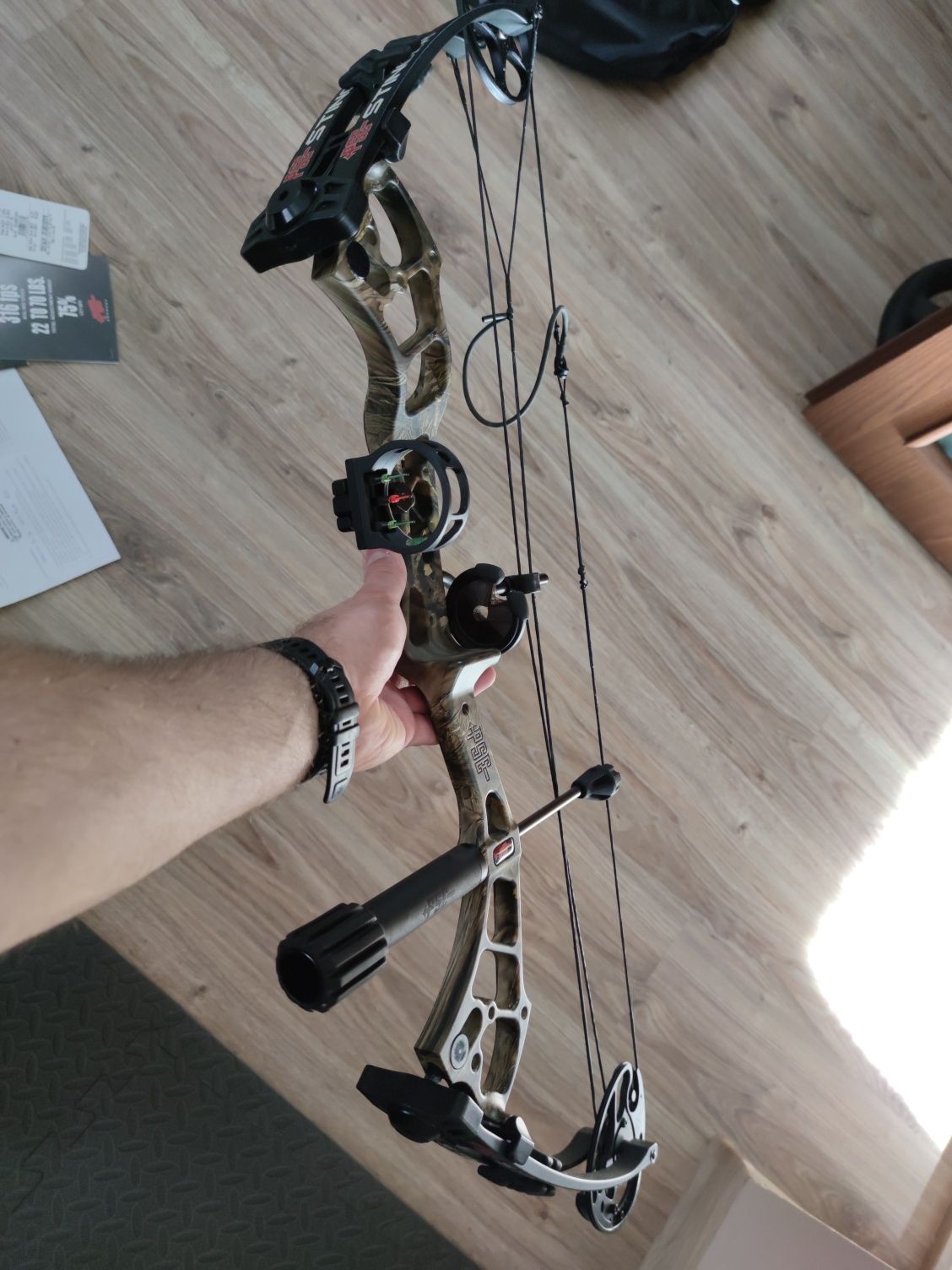 Zestaw PSE Stinger 30-70lbs Łuk bloczkowy