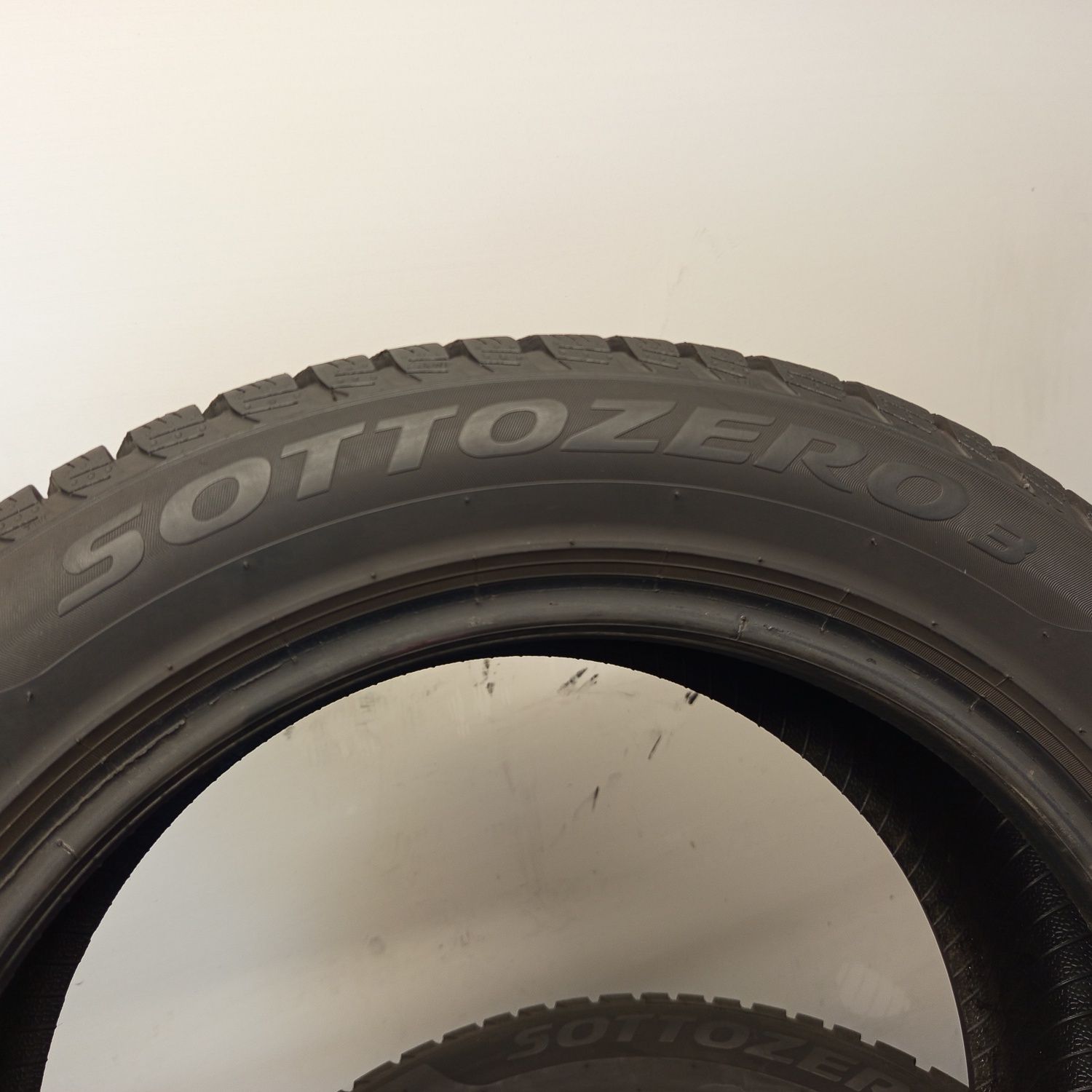 215/55R17 Pirelli Sottozero 3