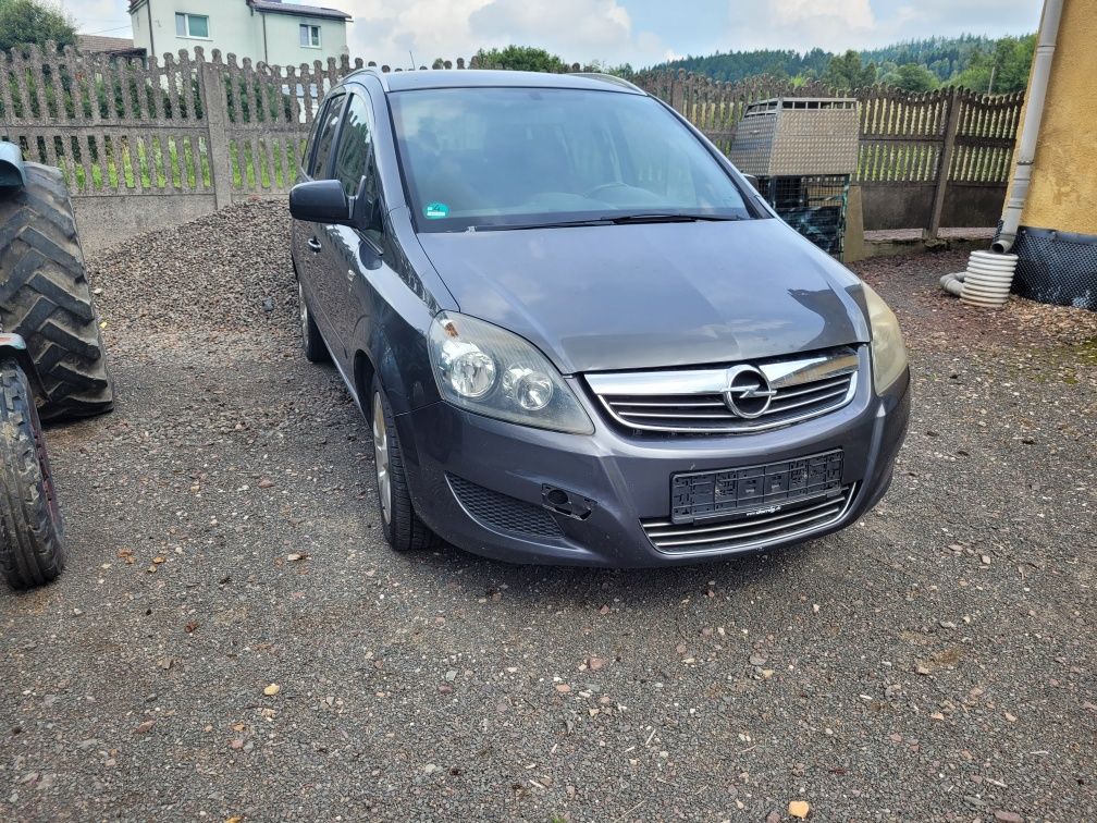 Zafira 1.9 on 7 miejsc