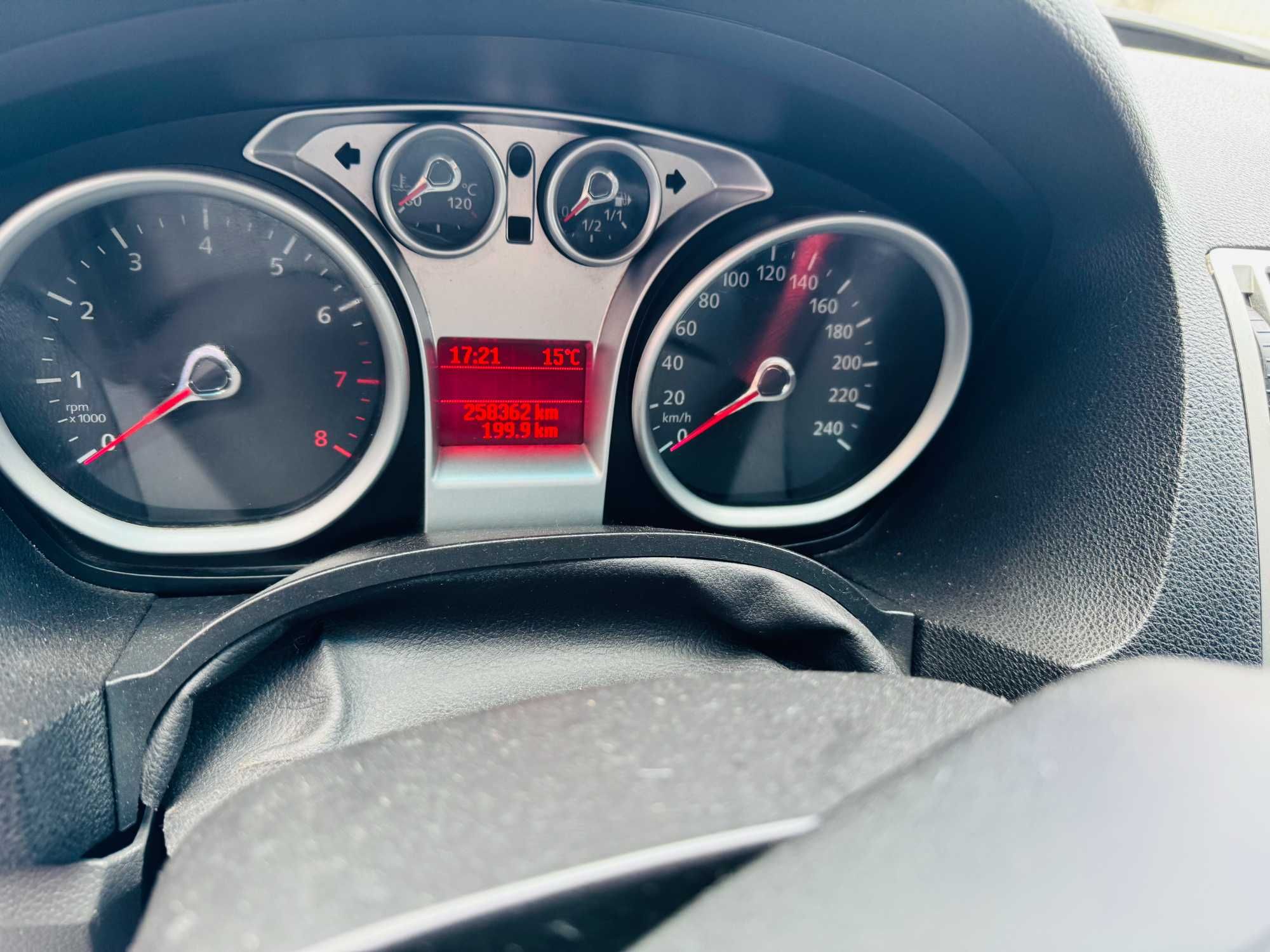 Продам FORD Kuga 2010