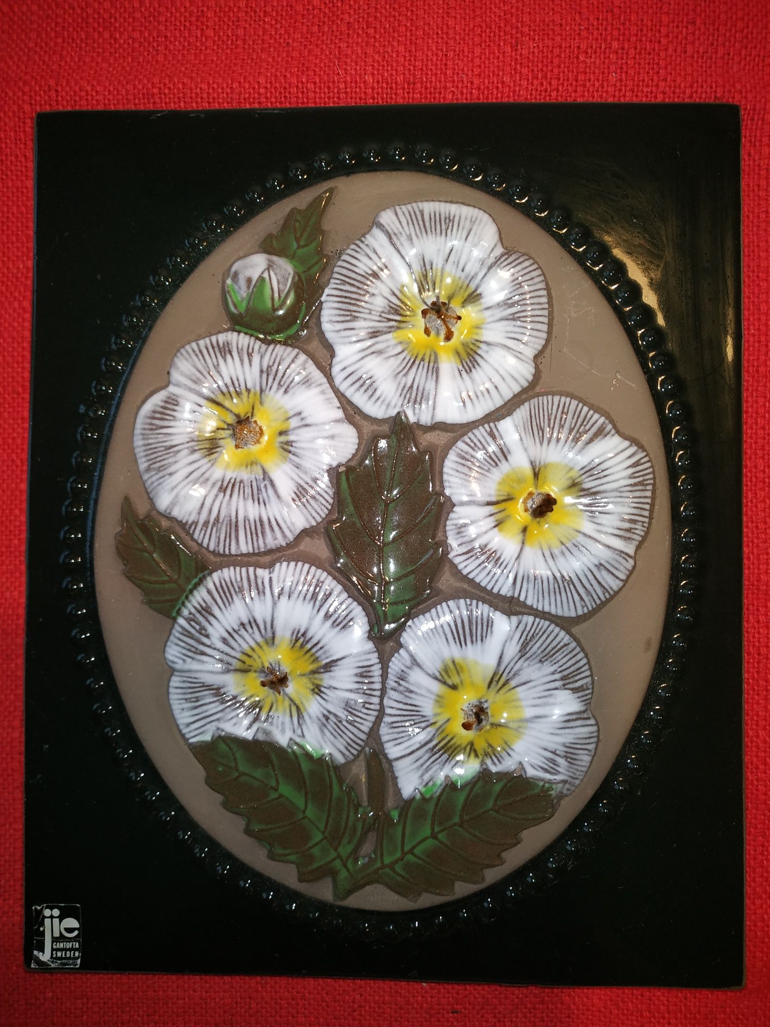 Jie Gantofa obrazek kafel Szwedzi duży. Motyw z kwiatami. Sygnatura.