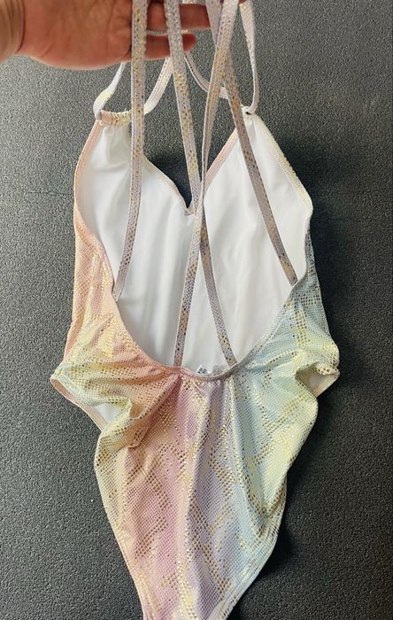 Купальник цельный переливающийся