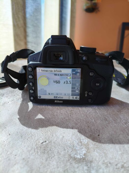Kit Completo! Nikon D3200 +Lente 18-55mm Vr + Tripé e Acessórios