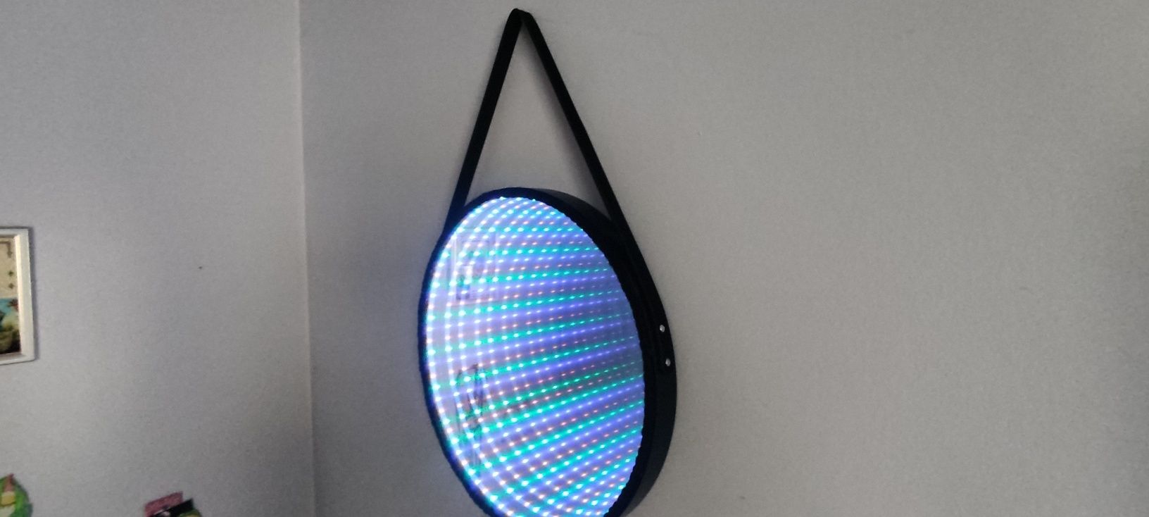 Lustro nieskończoności LED RGB
