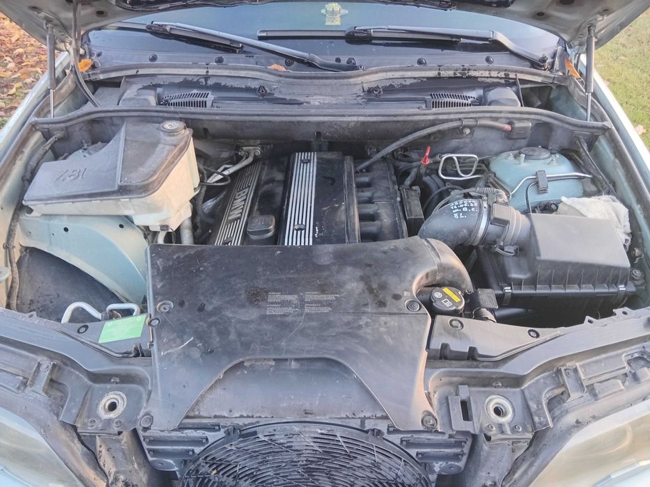 Продам БМВ Х5 е53 кузов, терміново