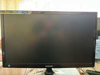 Monitor SAMSUNG 24” S24C300H