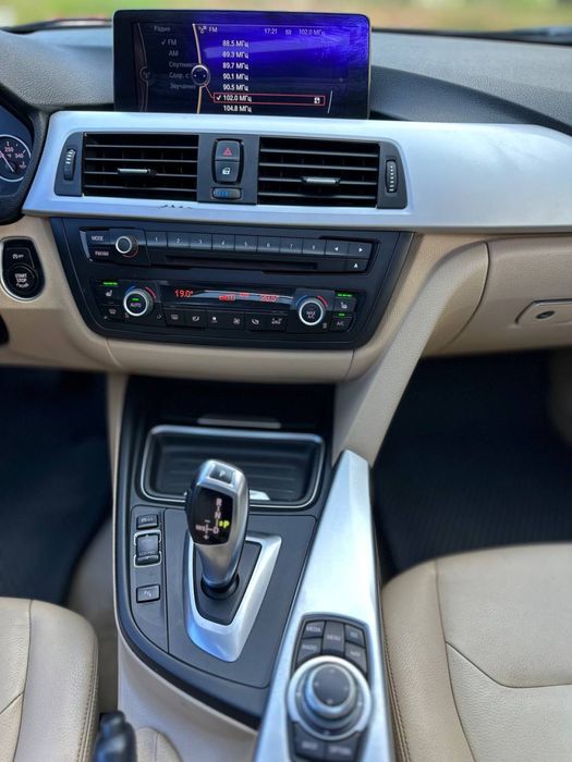 BMW 328i xDrive, 2013 рік, 2.0 бензин, автомат, повний привід