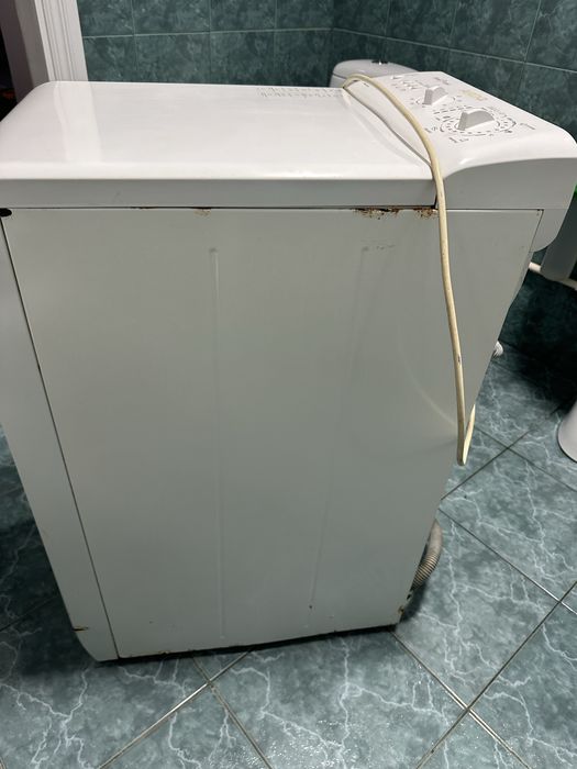 Продам машинку автомат Ardo