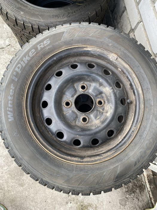 Резина зима на дисках 185/65 R14