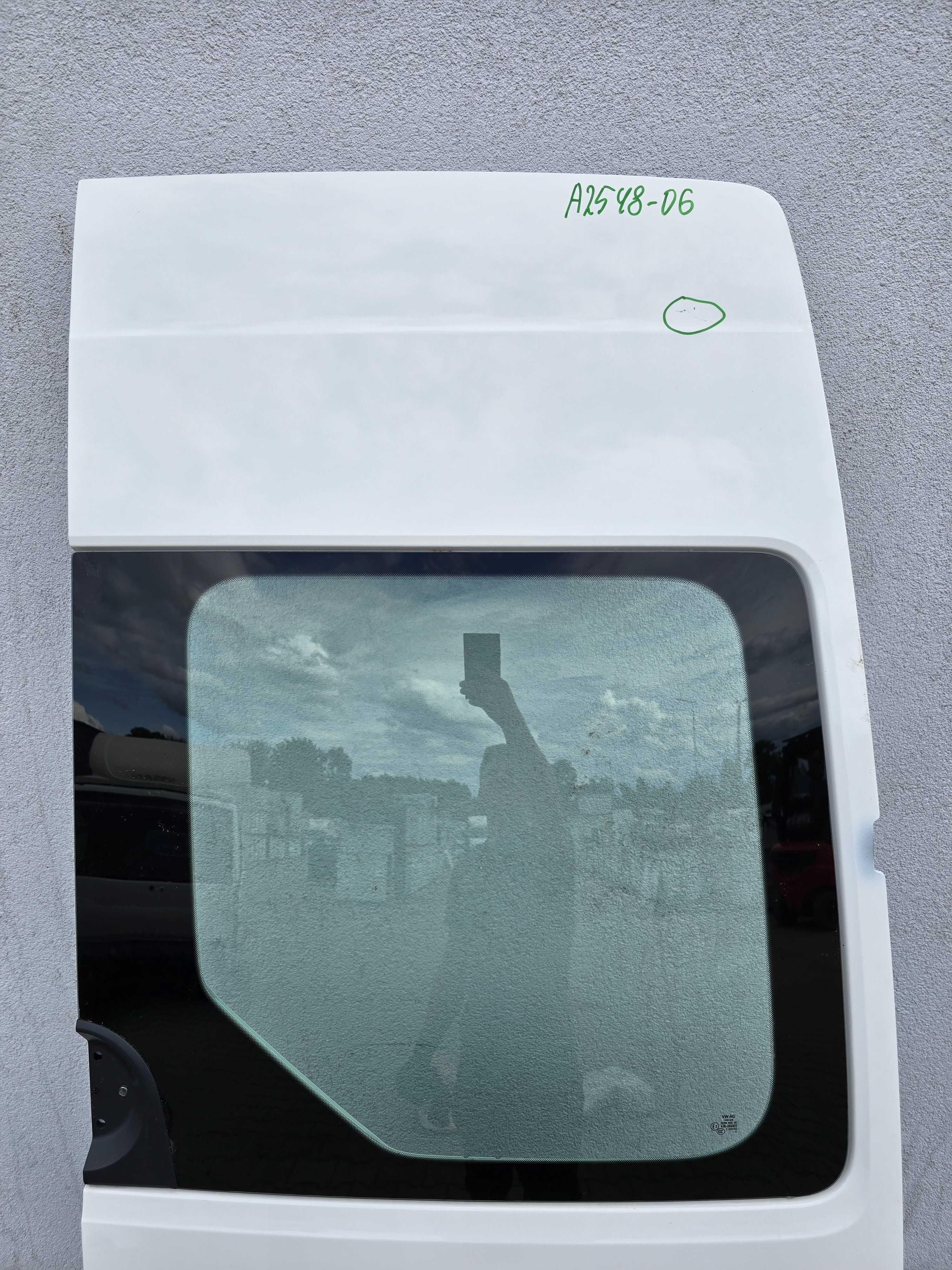 Drzwi prawe tył VW Crafter II MAN TGE A2548-06