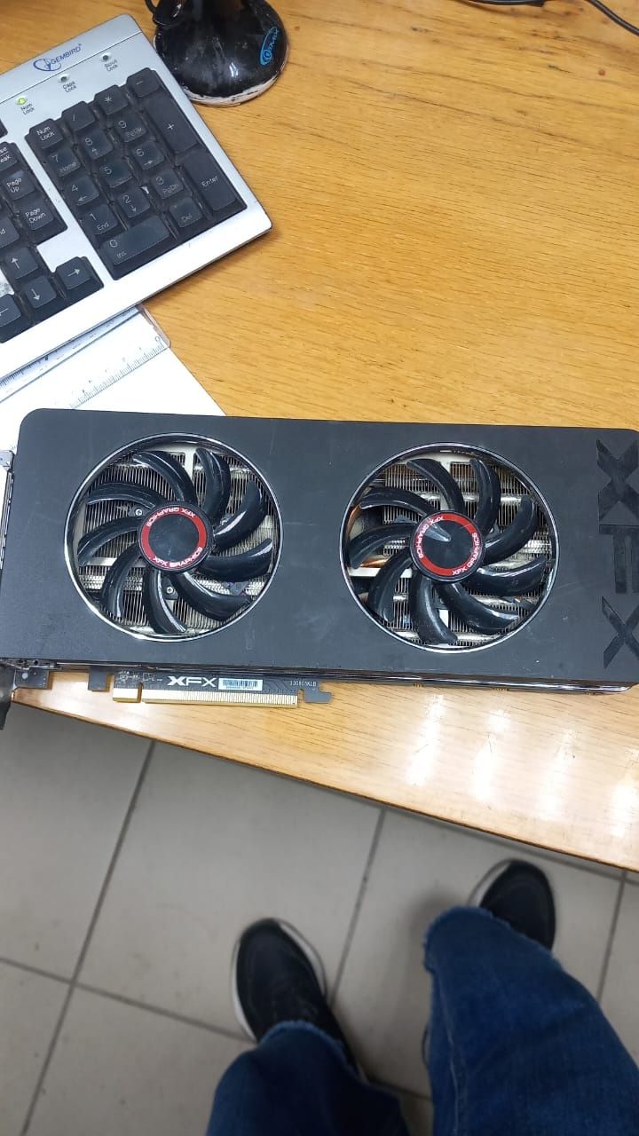 Xfx Radeon R9 280X