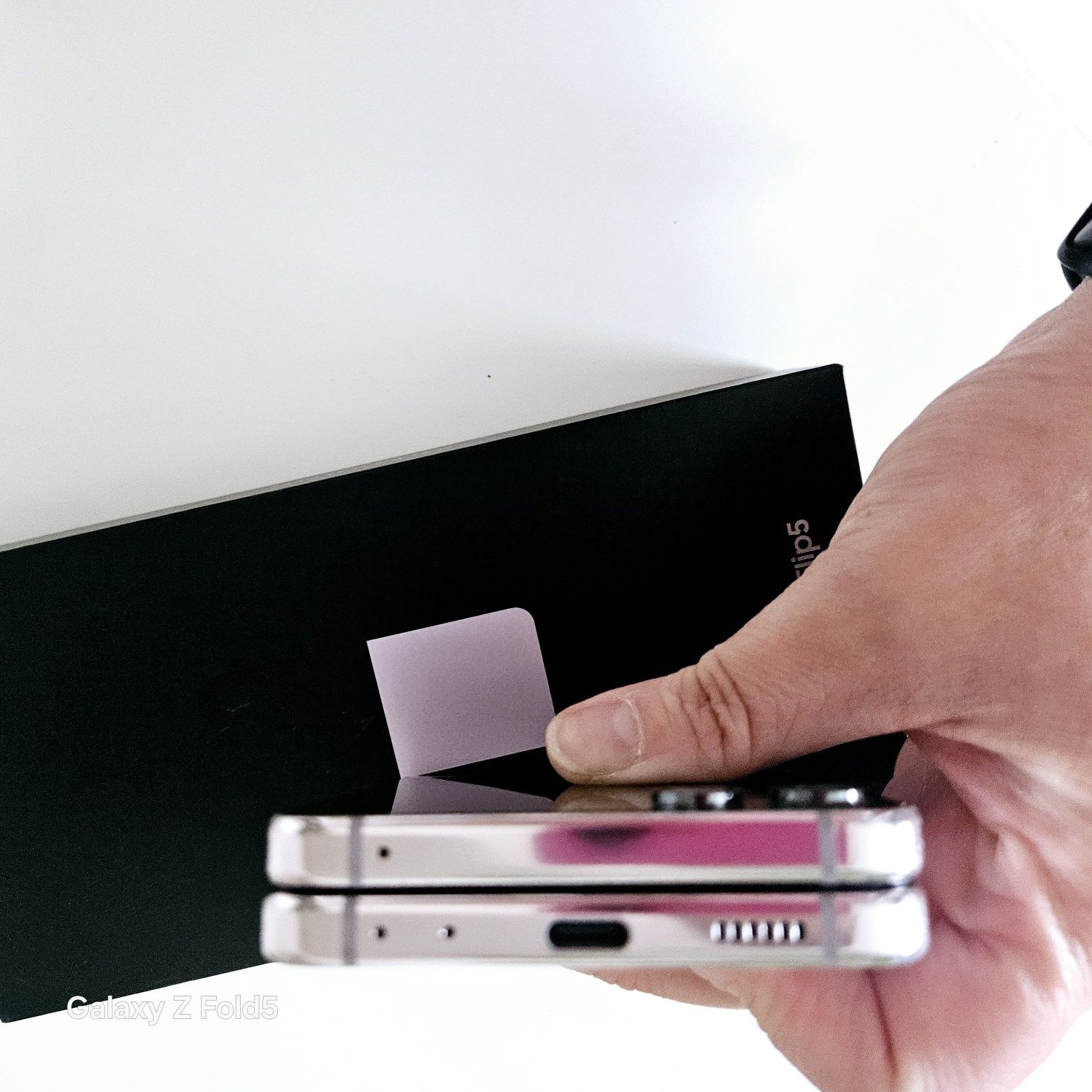 Samsung Galaxy Z Flip 5 lawendowy
