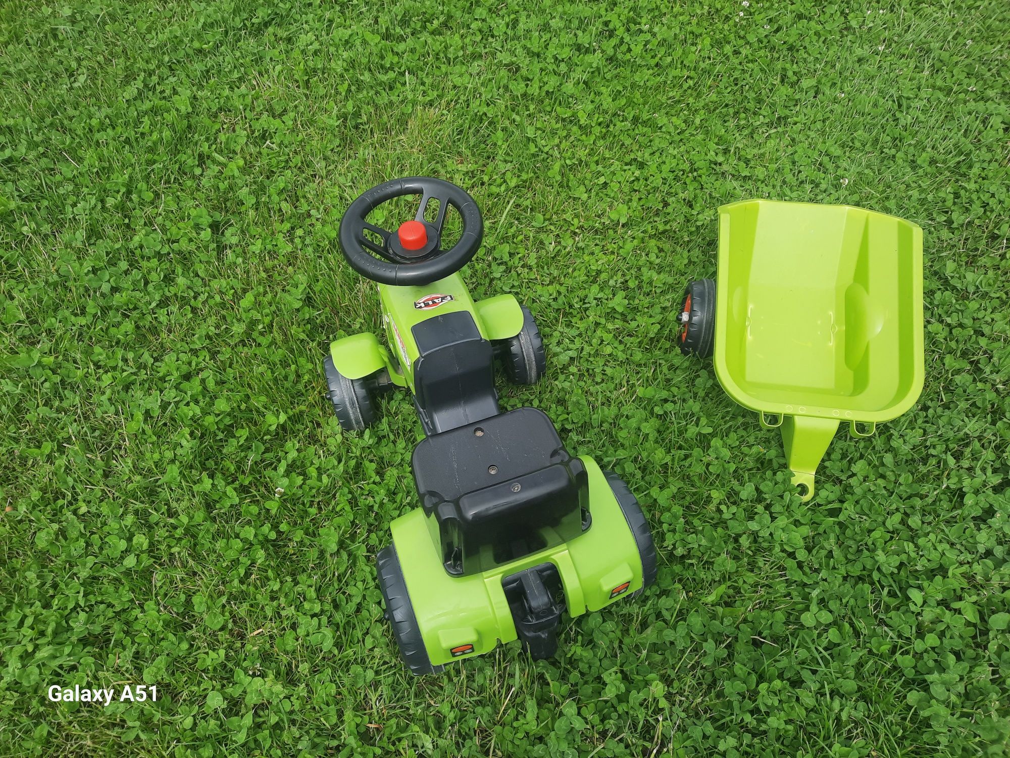 Jeździk traktor z przyczepą
