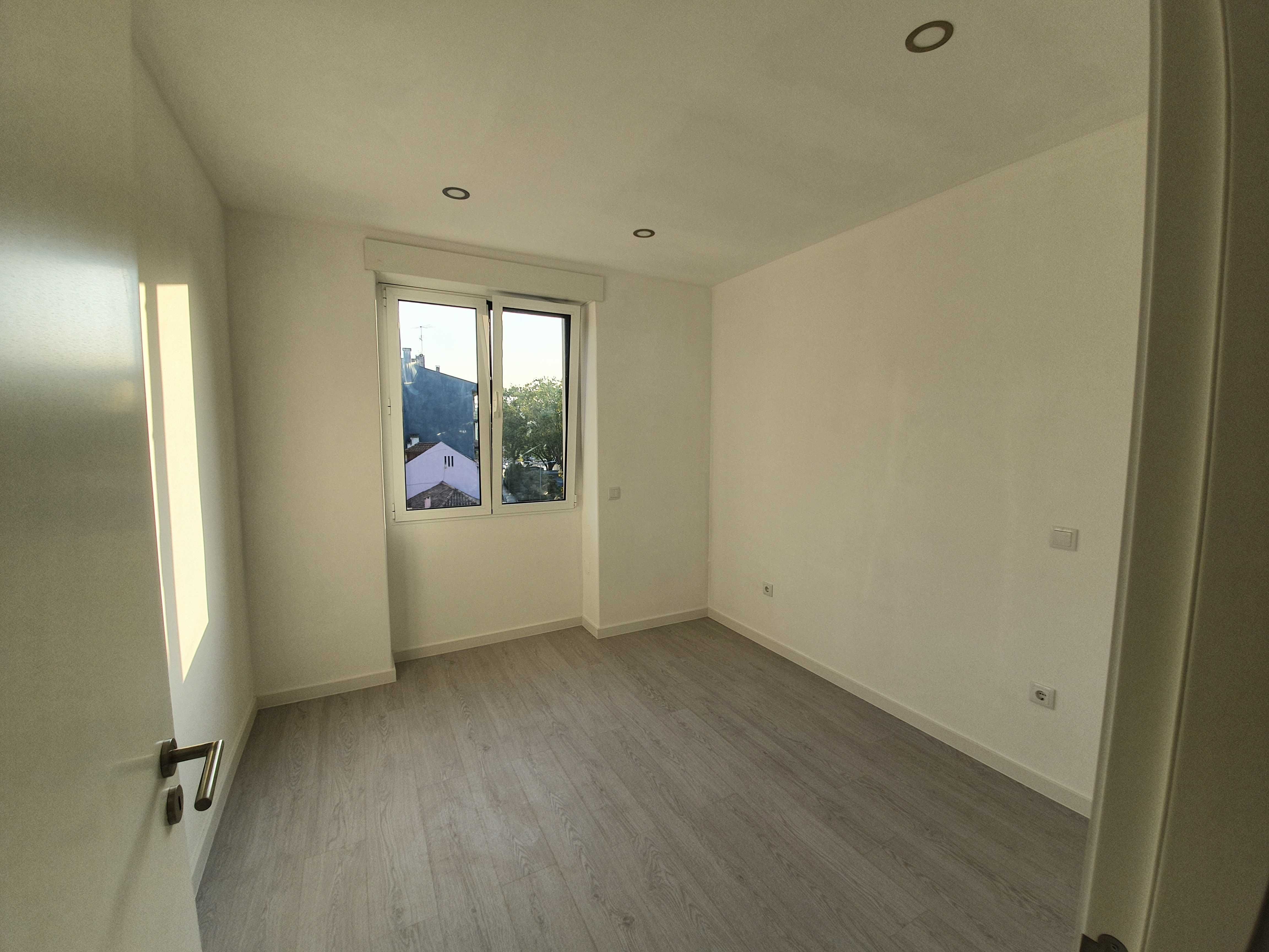 Aluga-se Apartamento T2 Leiria - em frente Parque do Avião