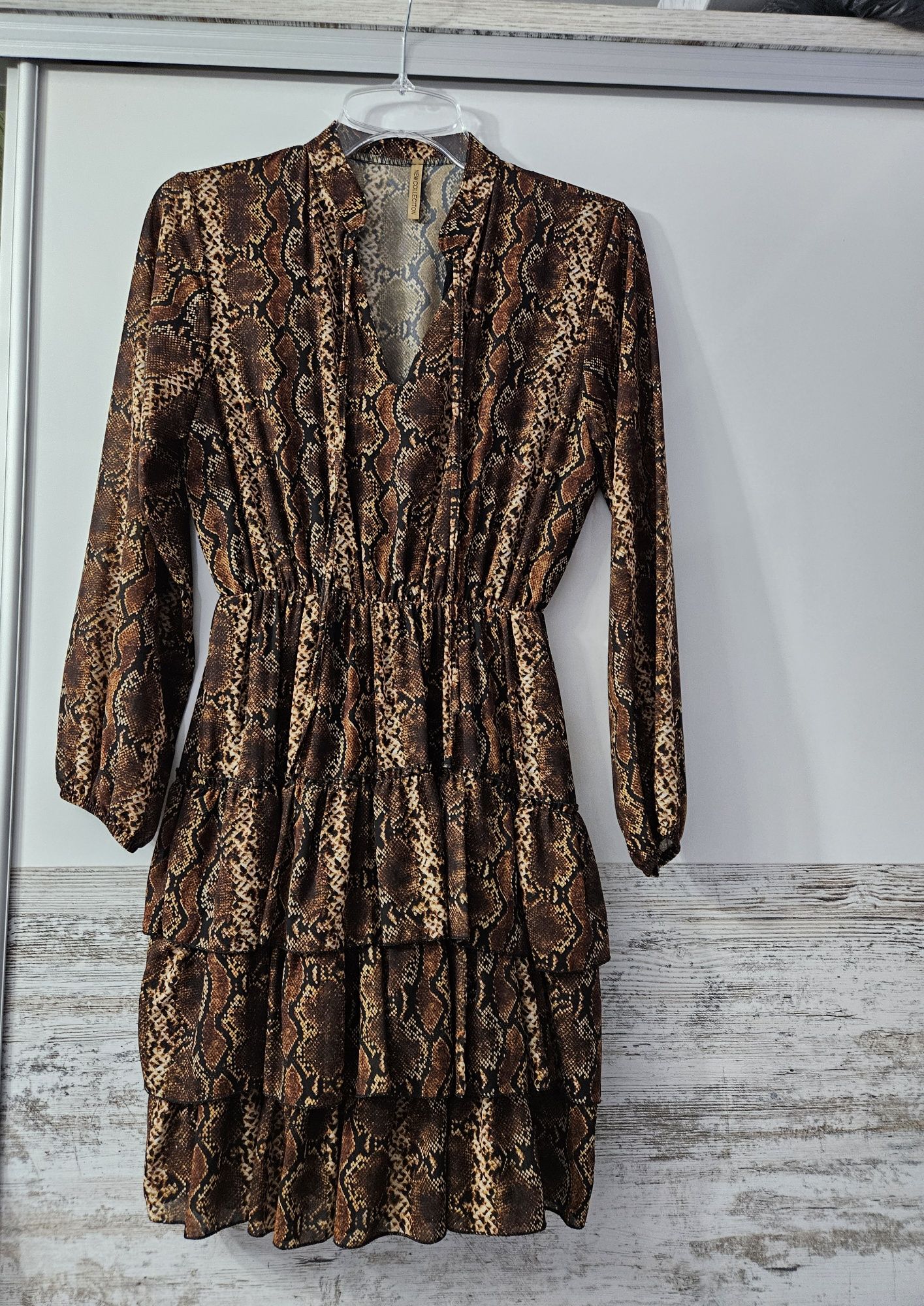 Sukienka włoska w stylu boho w modny print/rozmiar uniwersalny