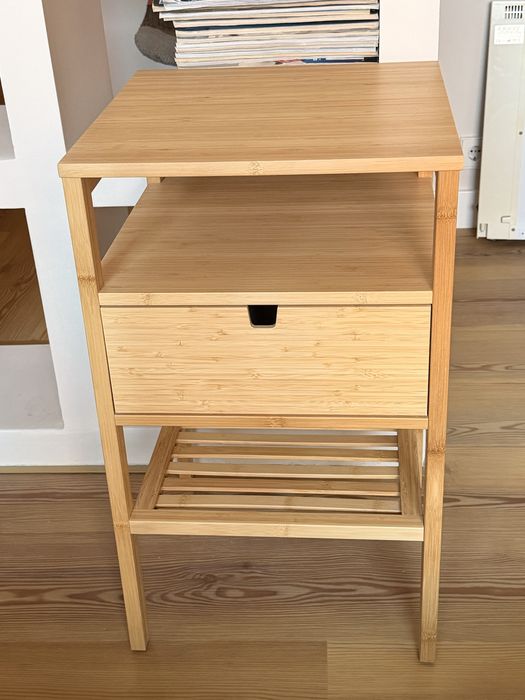 Mesa de cabeceira Bambu