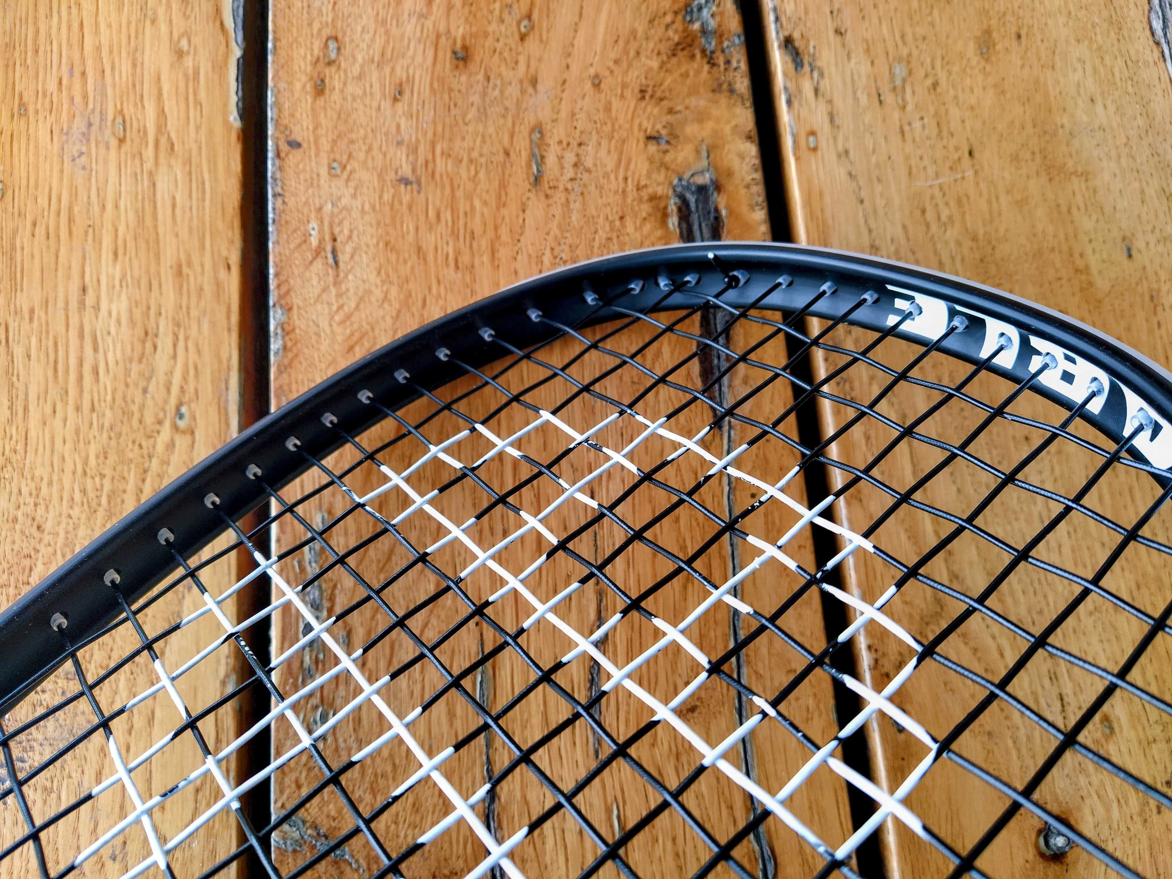 Нова ракетка для сквошу Unsquashable Ultra-Lite 135