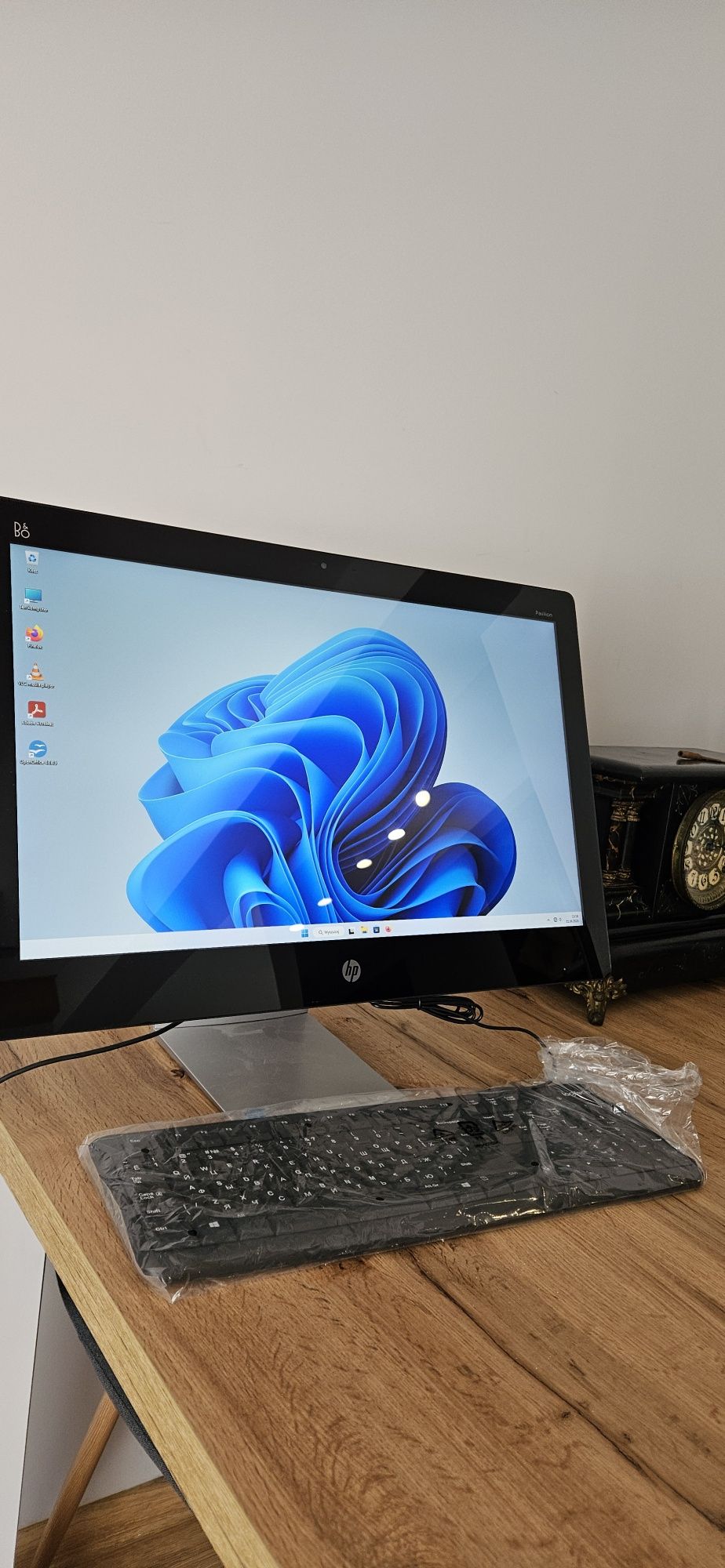 Świetny komputer All in one HP pavilion 23cale ssd i5