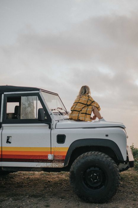 Aluguer Carro Jipe Clássico Land Rover Defender Eventos e Casamentos